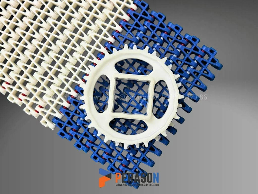 Băng tải lưới nhựa HS-2500B và bánh nhông nhựa