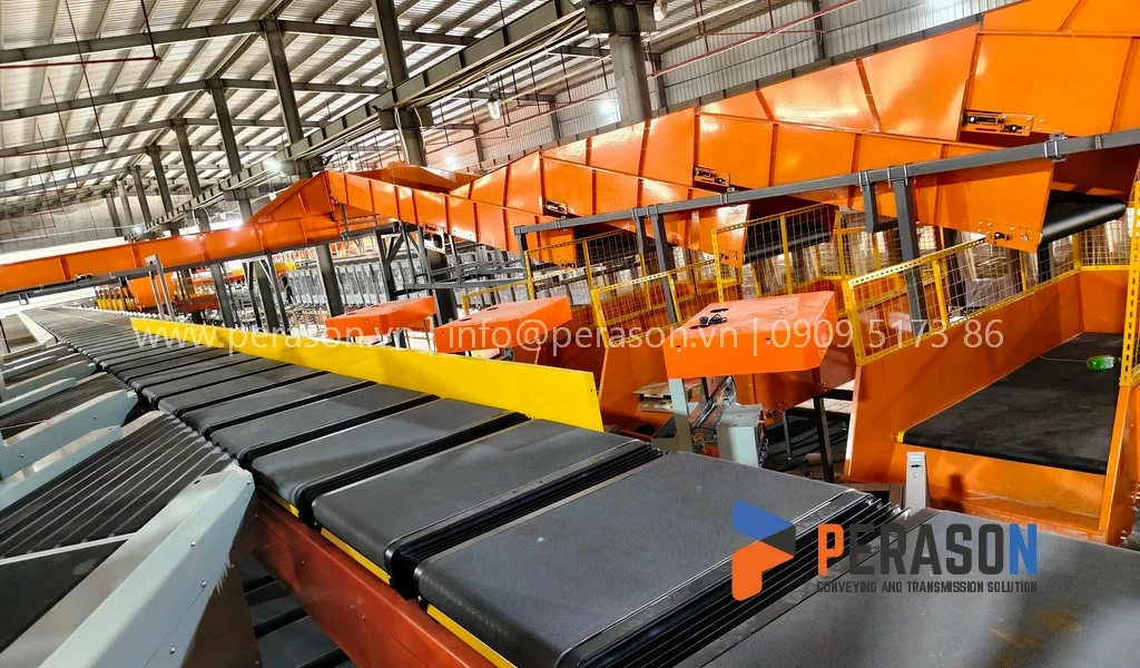 Băng tải kho phân loại hàng hóa Băng tải kho phân loại hàng hóa